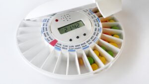 pilulier électronique senior pour les seniors